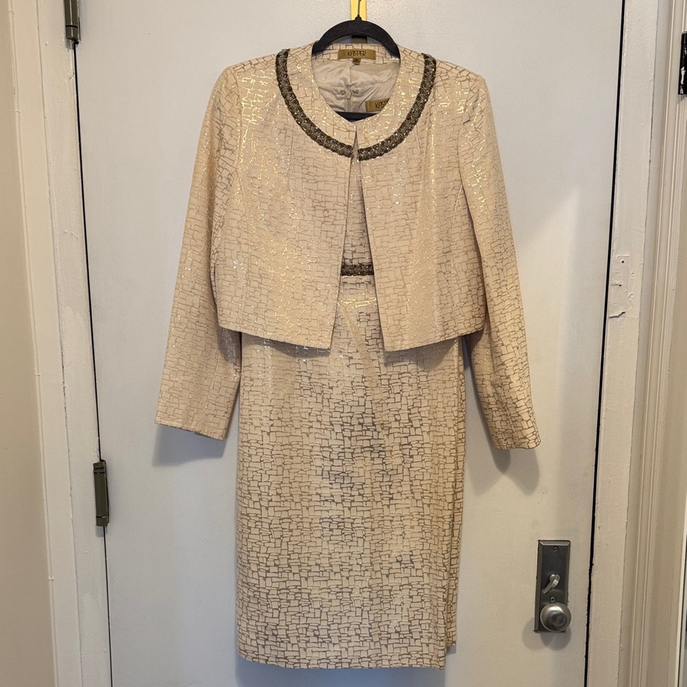 Kasper Shimmering Cream Skirt Set